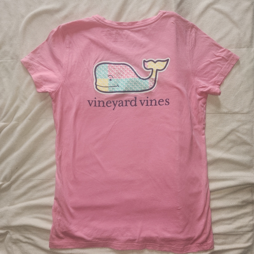 Vineyard Vines Pink Whale Logo Tee. Womens XS